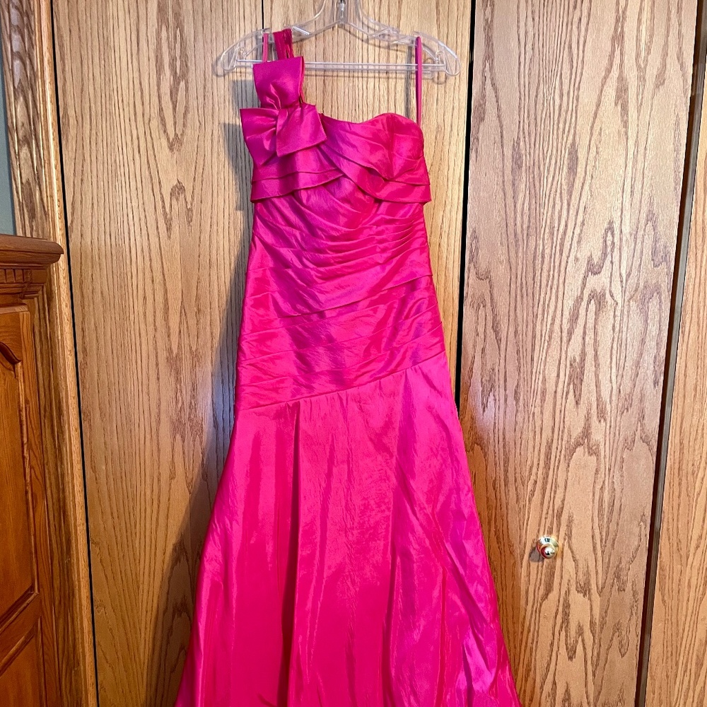 Alexia Prom/ bridesmaid dress